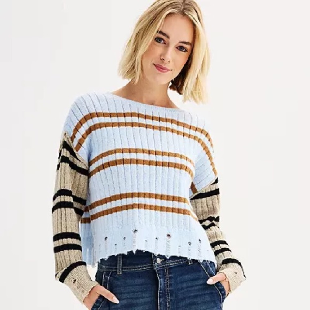 Cropped Open-Stitch Hem Crewneck Sweater